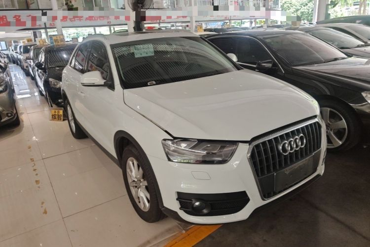 Used Audi Q3 2013 35 TFSI Ambition Edition Front Right 45 Deg