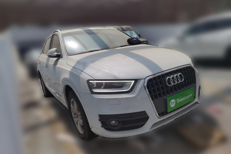 Used Audi Q3 2013 35 TFSI quattro Comfort Model Front Right 45 Deg