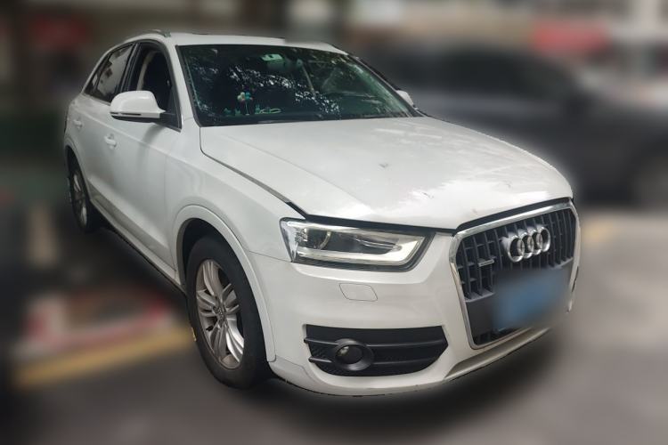 Used Audi Q3 2013 35 TFSI quattro Technology Edition Front Right 45 Deg