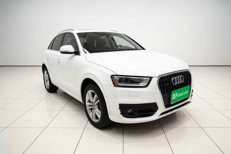 Used Audi Q3 2013 35 TFSI quattro Comfort Model Front Right 45 Deg