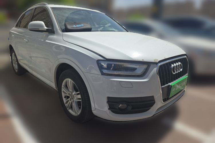 Used Audi Q3 2013 35 TFSI quattro Comfort Model Front Right 45 Deg