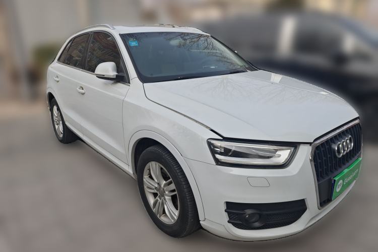 Used Audi Q3 2013 35 TFSI Ambition Edition Front Right 45 Deg