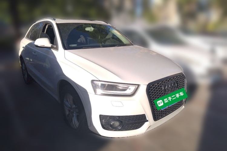 Used Audi Q3 2013 35 TFSI quattro Technology Edition Front Right 45 Deg