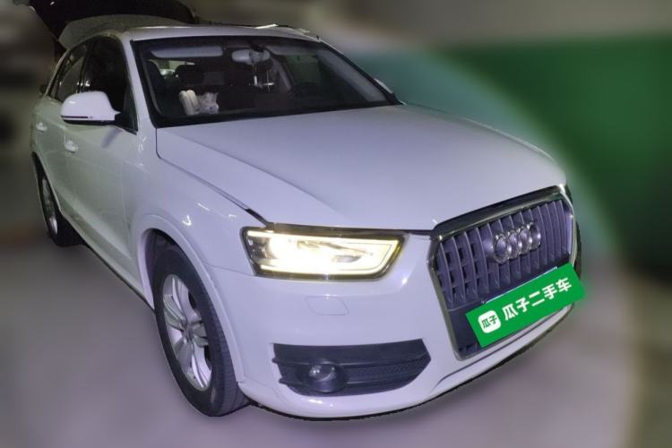 Used Audi Q3 2013 35 TFSI quattro Comfort Model Front Right 45 Deg