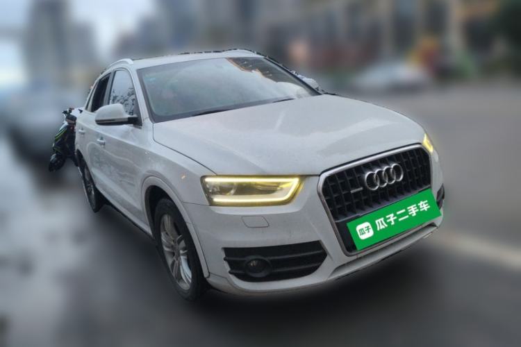 Used Audi Q3 2013 35 TFSI quattro Comfort Model Front Right 45 Deg