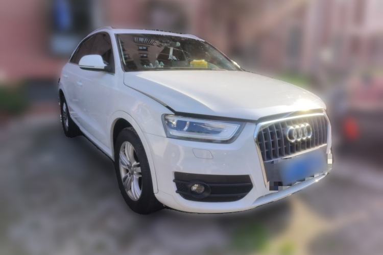 Used Audi Q3 2013 35 TFSI Ambition Edition Front Right 45 Deg
