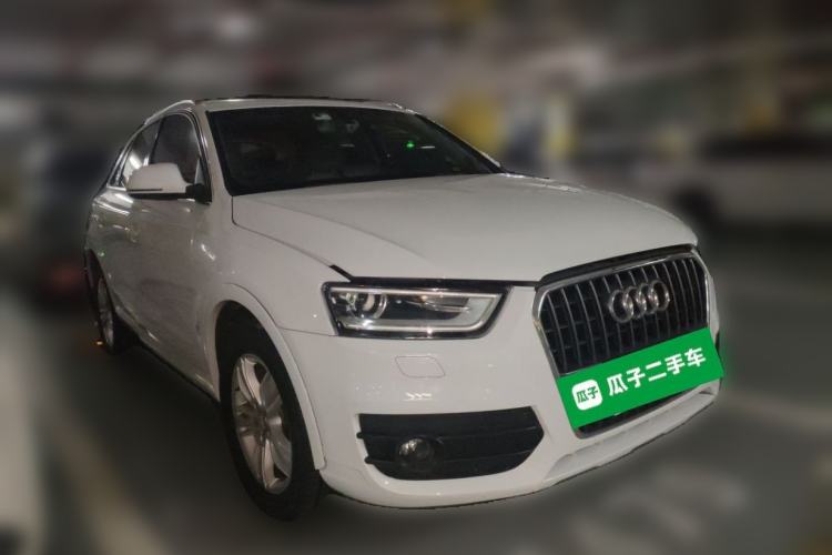 Used Audi Q3 2013 35 TFSI Comfort Model Front Right 45 Deg