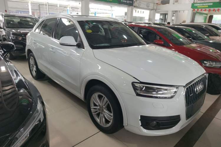Used Audi Q3 2013 35 TFSI quattro Technology Edition Front Right 45 Deg