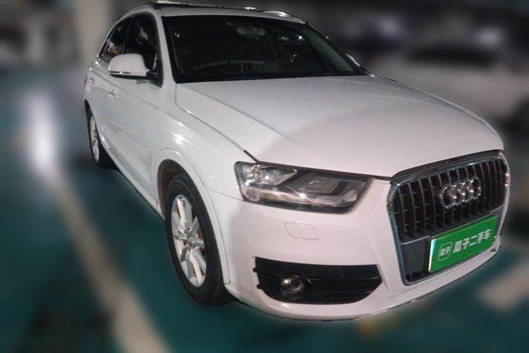 Used Audi Q3 2013 35 TFSI Ambition Edition Front Right 45 Deg