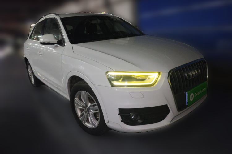 Used Audi Q3 2013 35 TFSI Comfort Model Front Right 45 Deg