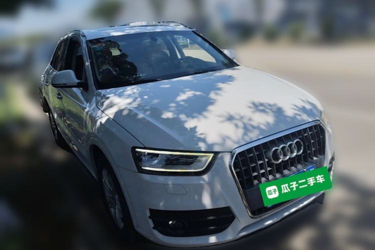 Used Audi Q3 2013 35 TFSI Comfort Model Front Right 45 Deg
