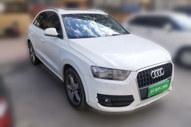 Used Audi Q3 2013 35 TFSI Ambition Edition Front Right 45 Deg