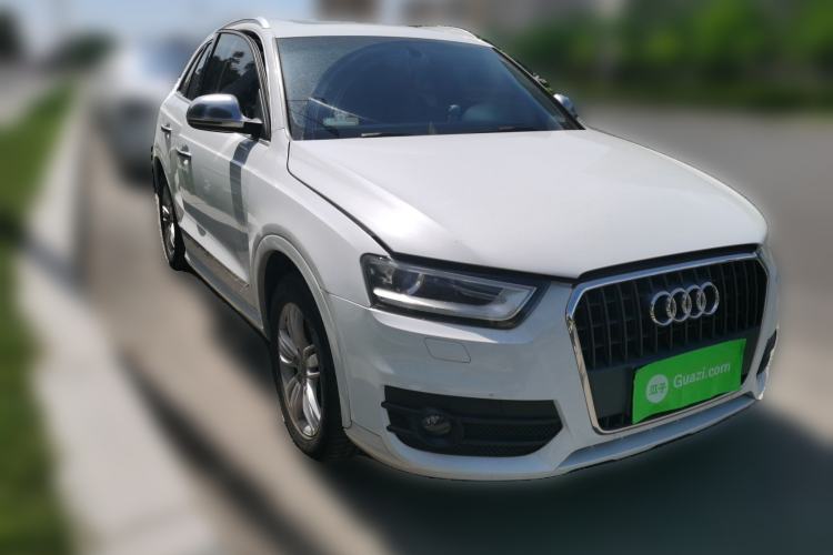 Used Audi Q3 2013 35 TFSI quattro Technology Edition Front Right 45 Deg