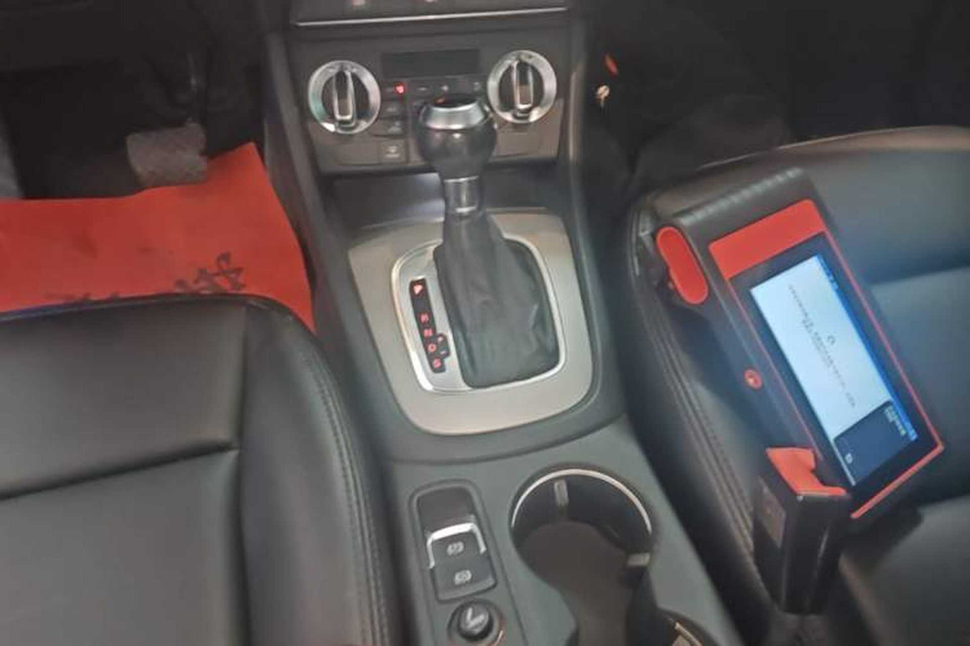 Used Audi Q3 2013 35 TFSI Ambition Edition Gear Lever