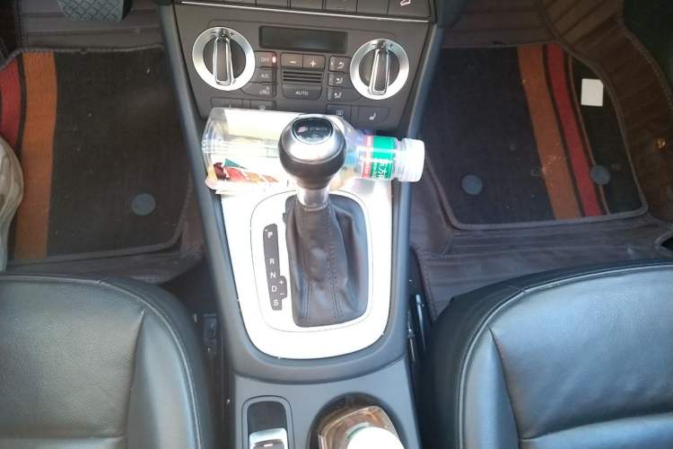 Used Audi Q3 2013 35 TFSI quattro Technology Edition Gear Lever
