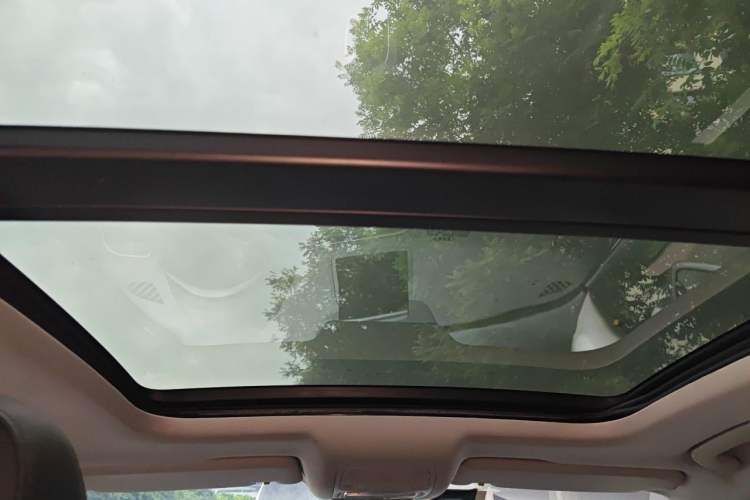 Used Audi Q3 2013 40 TFSI quattro Luxury Model Headliner