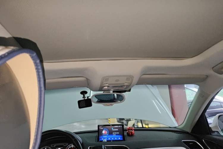 Used Audi Q3 2013 35 TFSI Comfort Model Headliner
