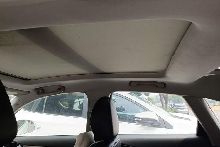 Used Audi Q3 2013 35 TFSI Ambition Edition Headliner
