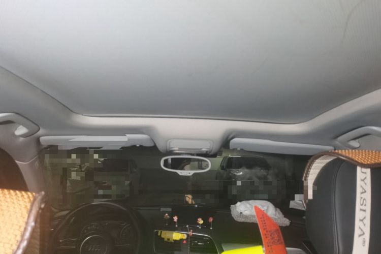 Used Audi Q3 2013 35 TFSI Comfort Model Headliner