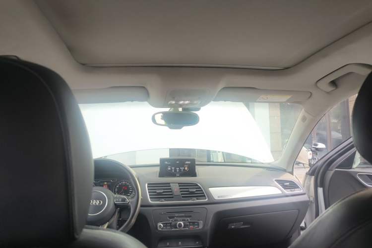 Used Audi Q3 2013 35 TFSI quattro Technology Edition Headliner