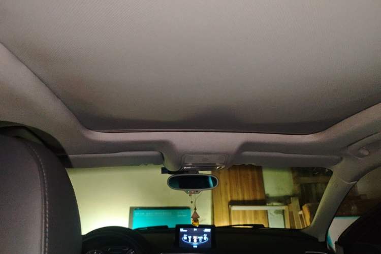 Used Audi Q3 2013 35 TFSI quattro Technology Edition Headliner