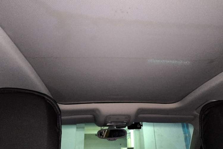 Used Audi Q3 2013 35 TFSI Comfort Model Headliner