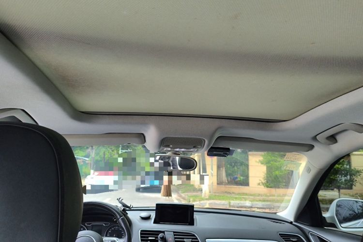 Used Audi Q3 2013 35 TFSI Comfort Model Headliner