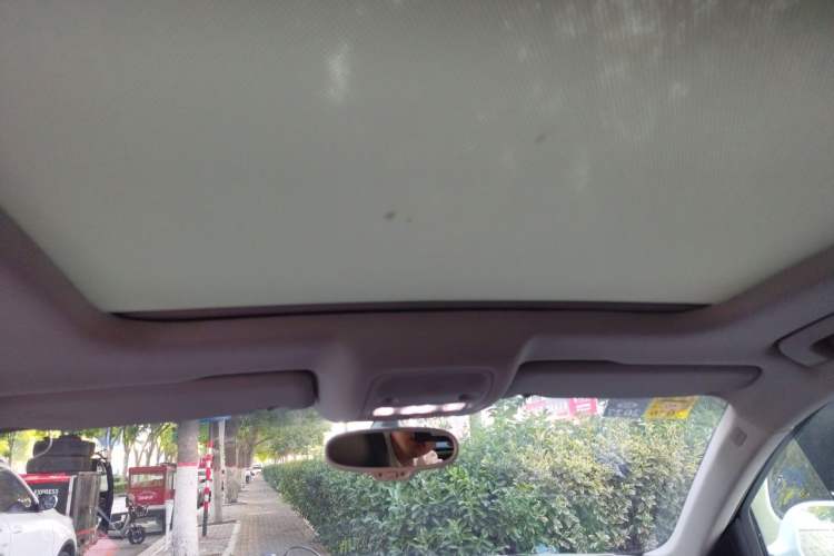 Used Audi Q3 2013 35 TFSI Comfort Model Headliner