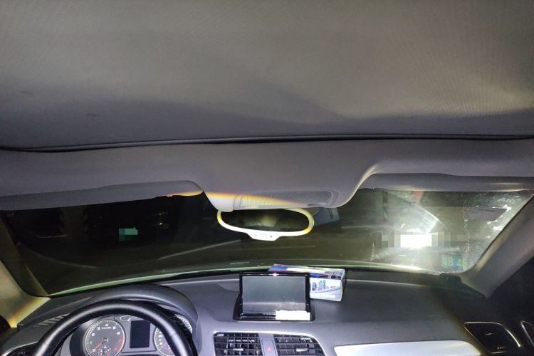 Used Audi Q3 2013 35 TFSI quattro Technology Edition Headliner