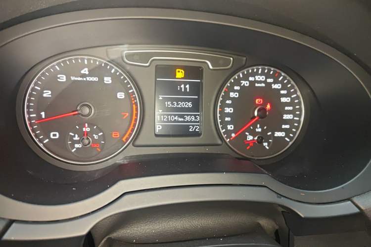 Used Audi Q3 2013 35 TFSI Comfort Model Instrument Cluster