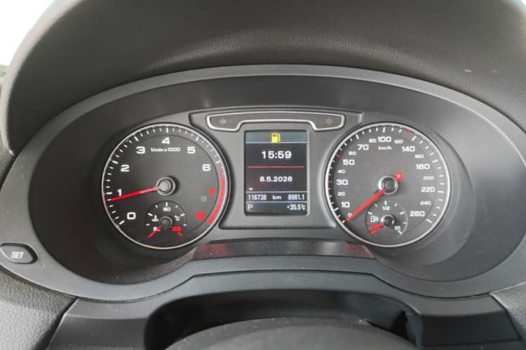 Used Audi Q3 2013 35 TFSI quattro Technology Edition Instrument Cluster