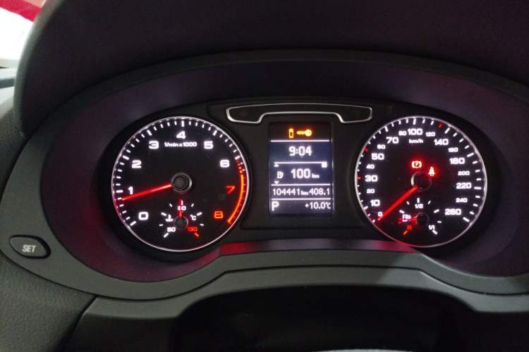 Used Audi Q3 2013 35 TFSI Ambition Edition Instrument Cluster