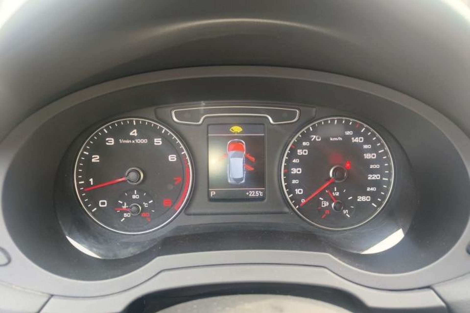 Used Audi Q3 2013 35 TFSI quattro Technology Edition Instrument Cluster