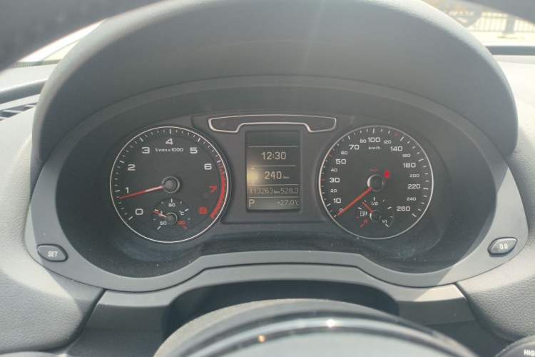 Used Audi Q3 2013 35 TFSI Comfort Model Instrument Cluster