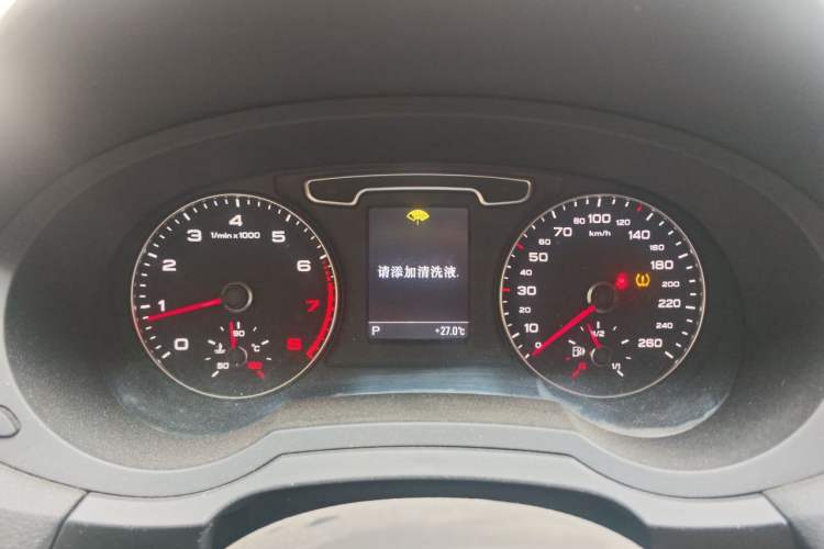 Used Audi Q3 2013 35 TFSI quattro Technology Edition Instrument Cluster
