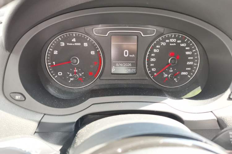 Used Audi Q3 2013 35 TFSI Comfort Model Instrument Cluster