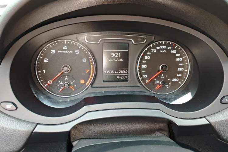 Used Audi Q3 2013 35 TFSI Ambition Edition Instrument Cluster