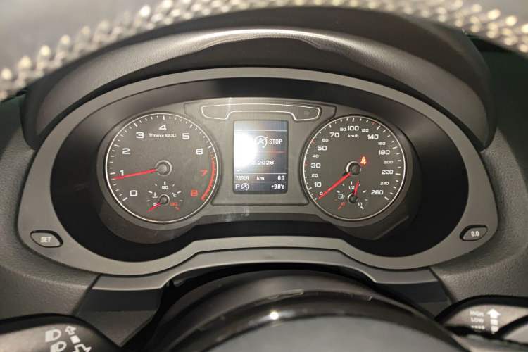 Used Audi Q3 2013 35 TFSI quattro Luxury Model Instrument Cluster