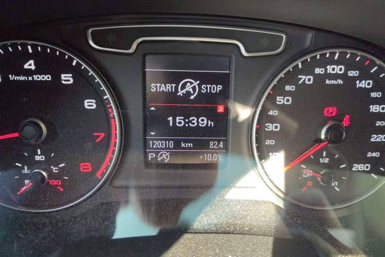 Used Audi Q3 2013 35 TFSI quattro Technology Edition Instrument Cluster