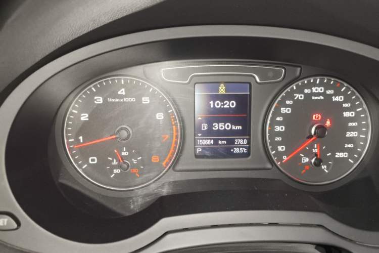 Used Audi Q3 2013 35 TFSI quattro Technology Edition Instrument Cluster