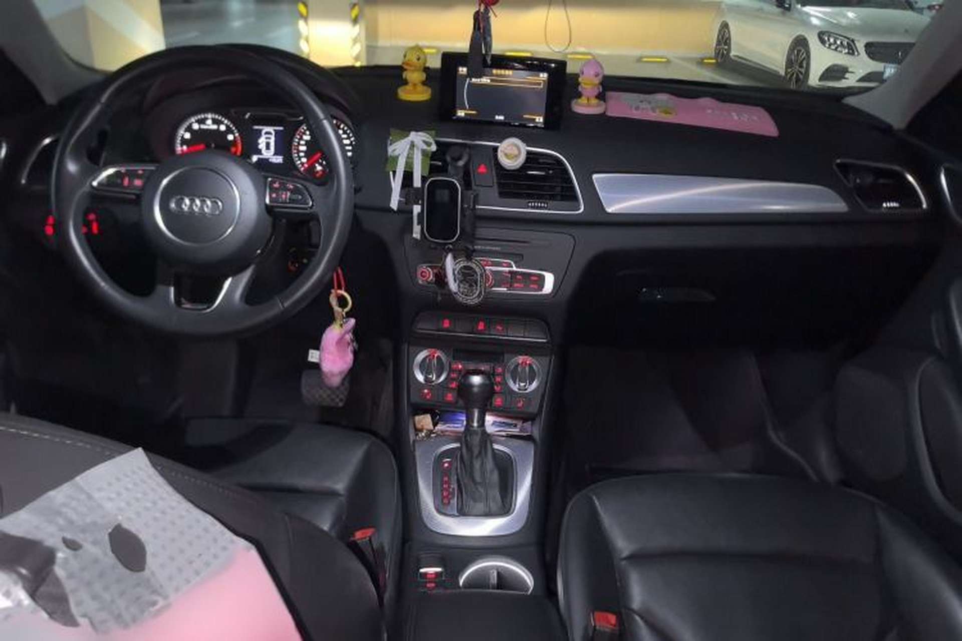 Used Audi Q3 2013 35 TFSI Comfort Model Interior 2