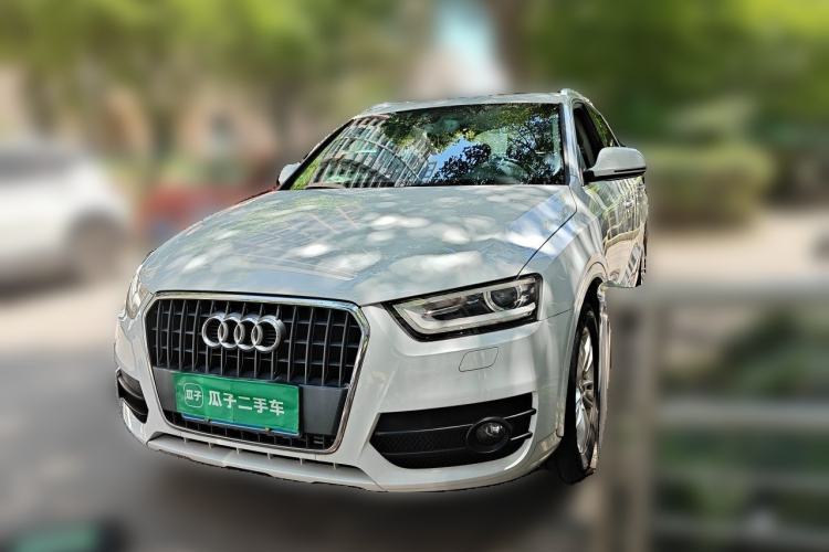 Used Audi Q3 2013 35 TFSI Comfort Model Guazi used car, China used car export, Used car for sale, Used cars, Cheapest cars for sale