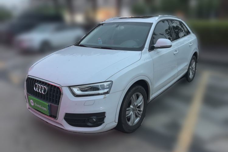Used Audi Q3 2013 35 TFSI Comfort Model Guazi used car, China used car export, Used car for sale, Used cars, Cheapest cars for sale