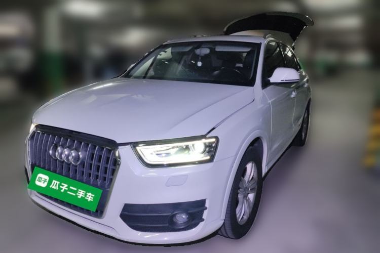 Used Audi Q3 2013 35 TFSI quattro Comfort Model Guazi used car, China used car export, Used car for sale, Used cars, Cheapest cars for sale