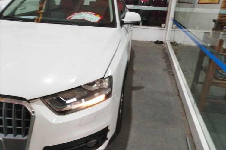 Used Audi Q3 2013 35 TFSI Ambition Edition Left Front Headlight