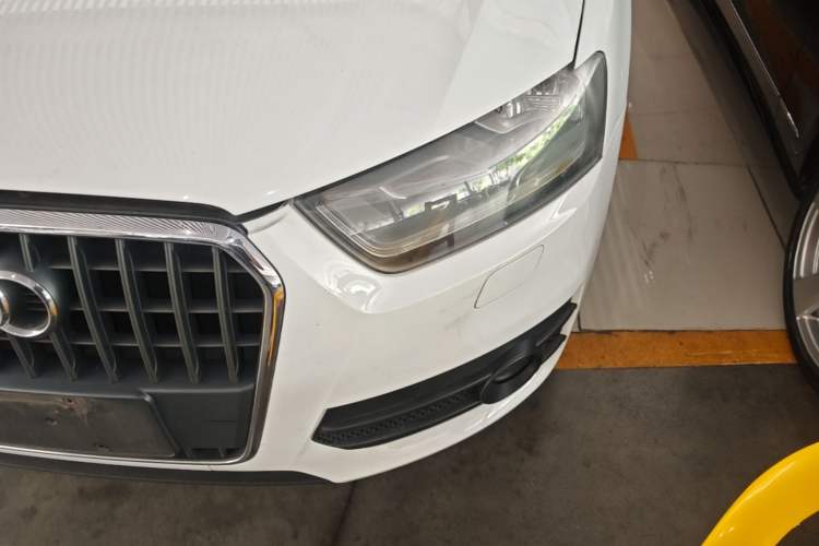 Used Audi Q3 2013 35 TFSI Ambition Edition Left Front Headlight