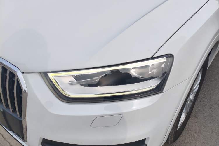 Used Audi Q3 2013 35 TFSI quattro Technology Edition Left Front Headlight