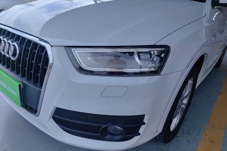 Used Audi Q3 2013 35 TFSI Comfort Model Left Front Headlight