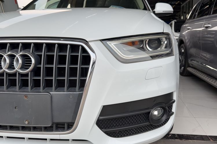 Used Audi Q3 2013 35 TFSI quattro Technology Edition Left Front Headlight