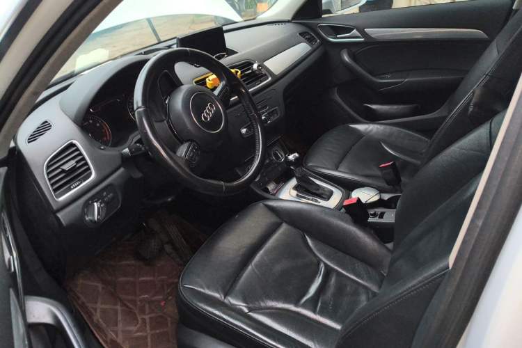 Used Audi Q3 2013 35 TFSI Comfort Model Left Front Seat
